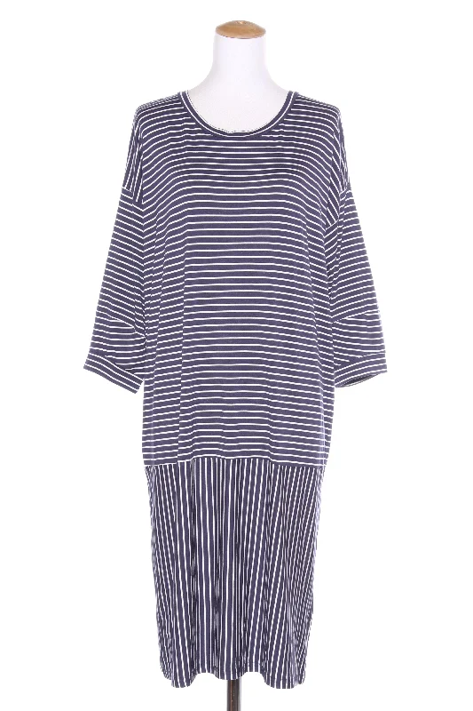 RANDOM - Navy stripe midi dress! 14