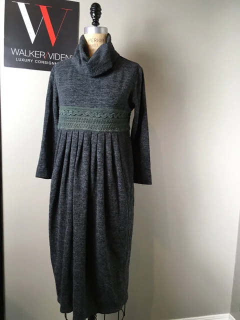 Me 2 Sz M Green Wool Boho Turtle Neck Empire Waist Midi Dress 1-69-111519