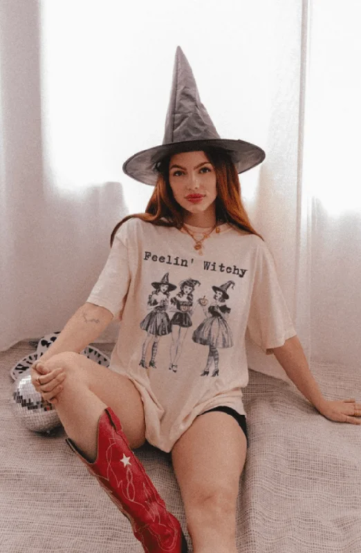 Feelin' Witchy Tee