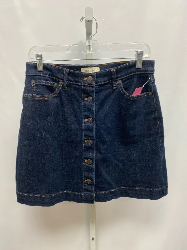 Size 29 (8) Gap Denim Skirt