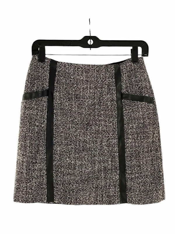 Banana Republic Size 0 Black Tweed Skirt