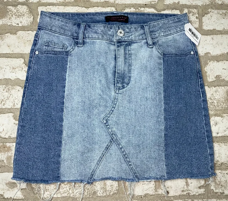 Celebrity Pink Jean Skirt- (Size 3)