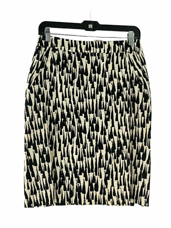 New York & Co. Size 2 Black White Print Skirt