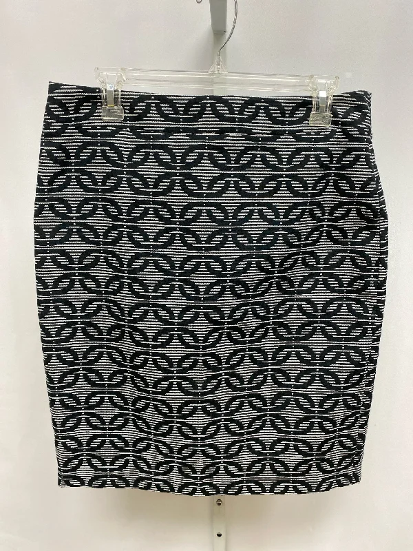 Size 10 Ann Taylor Black/Gray Skirt