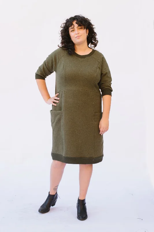 Lola Sweater Dress - Sizes 14-30 - PDF