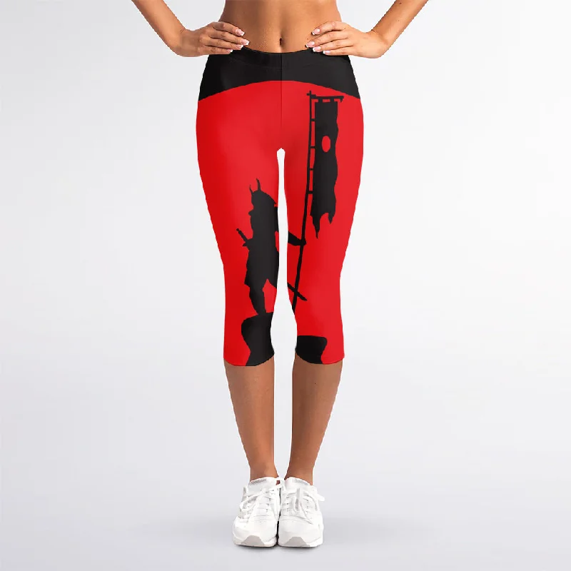 Red Sun Samurai Print Women's Capri Leggings