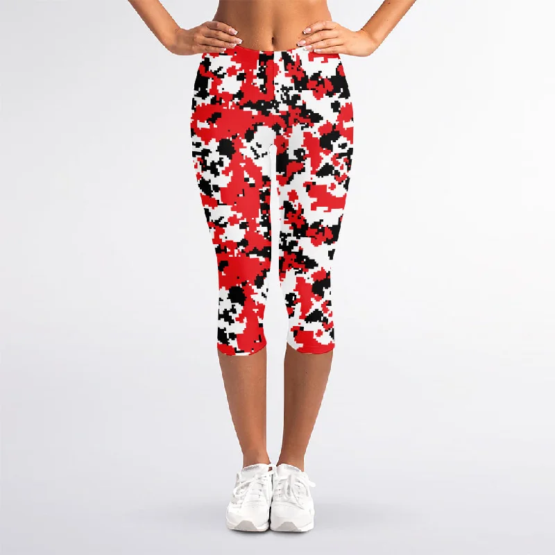 Red White And Black Digital Camo Print Women's Capri Leggings