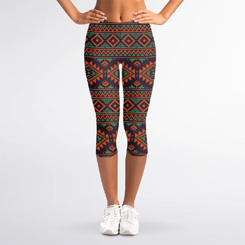 Retro Tribal Navajo Pattern Print Women's Capri Leggings