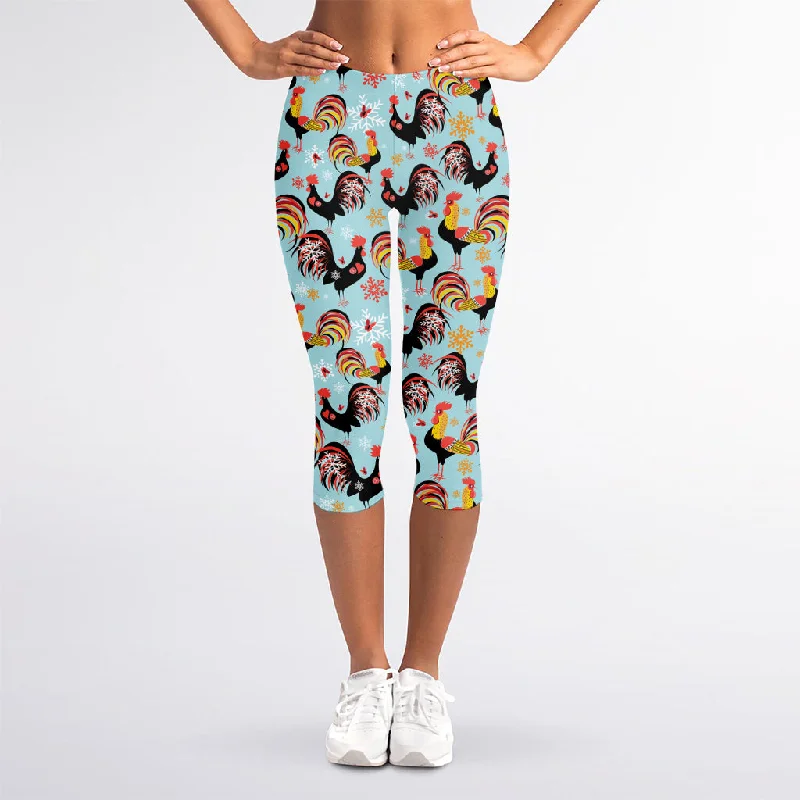 Rooster And Snowflake Pattern Print Women's Capri Leggings